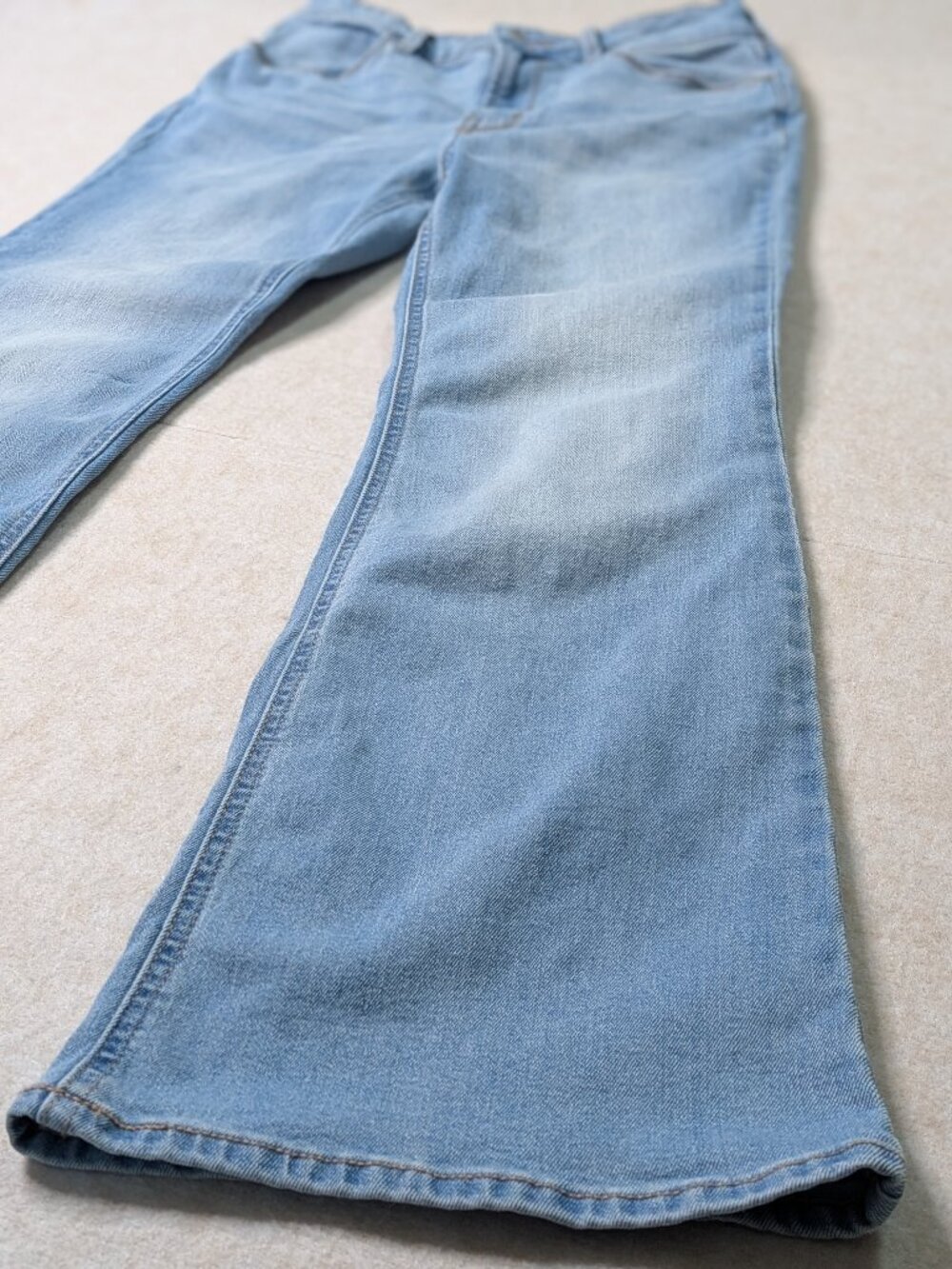 Old Navy Wow Flare Jeans Womens Size 4 High Rise Light Wash Stretch Denim